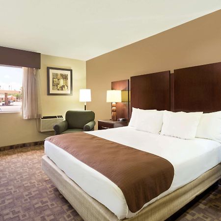 Super 8 By Wyndham Chandler Phoenix Exterior foto